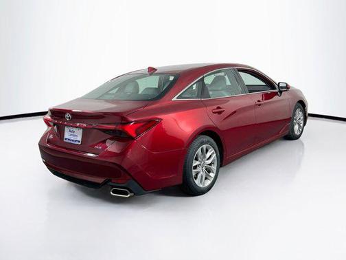 2021 Toyota Avalon XLE