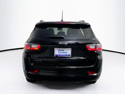 Diamond Black Crystal Pearlcoat 2022 Jeep Compass High Altitude