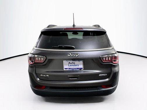 Granite Crystal Metallic Clearcoat 2022 Jeep Compass Latitude