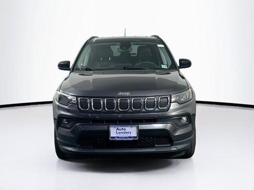 Granite Crystal Metallic Clearcoat 2022 Jeep Compass Latitude