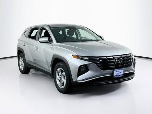Shimmering Silver 2023 Hyundai TUCSON SE