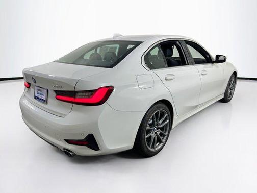 2021 BMW 330 xDrive