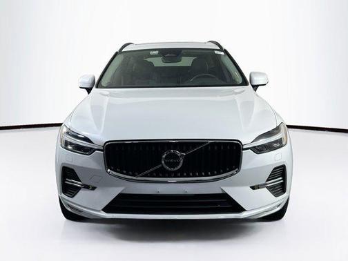 2023 Volvo XC60 B5 Core