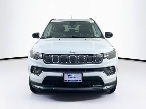 Bright White Clearcoat 2022 Jeep Compass Latitude Lux