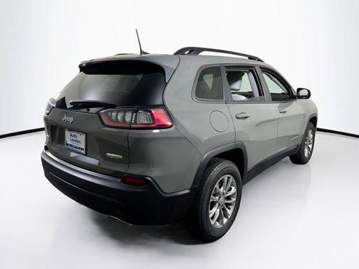 2022 Jeep Cherokee Latitude Lux