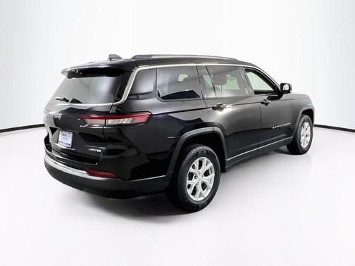Diamond Black Crystal Pearlcoat 2023 Jeep Grand Cherokee L Limited