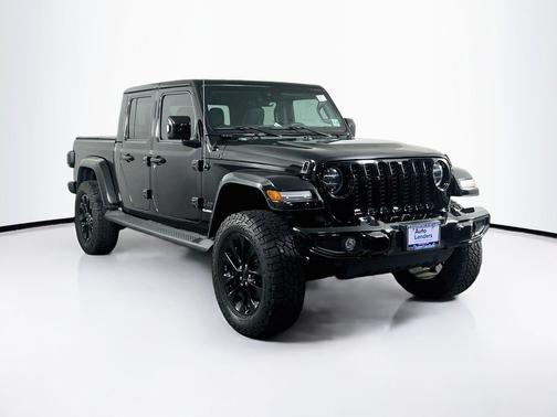 Black Clearcoat 2022 Jeep Gladiator High Altitude 4x4