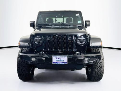 Black Clearcoat 2022 Jeep Gladiator High Altitude 4x4