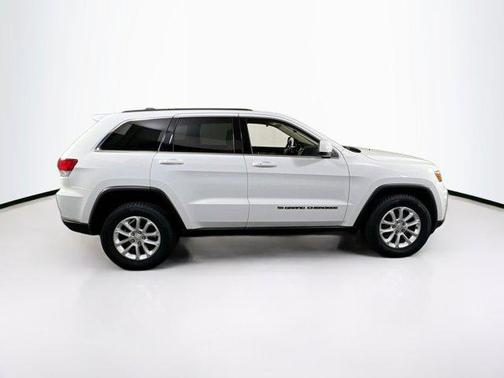 2022 Jeep Grand Cherokee Laredo