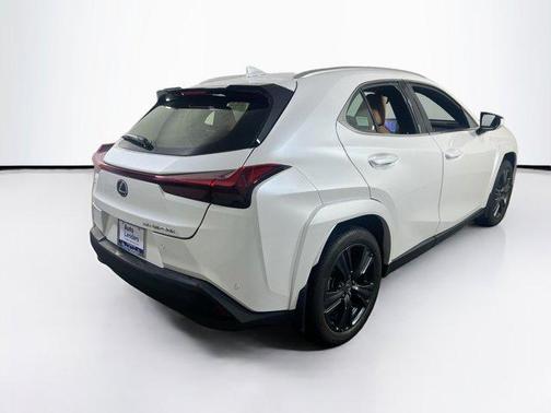2023 Lexus UX 250h Base