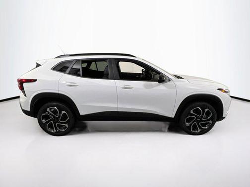 2025 Chevrolet Trax FWD 2RS