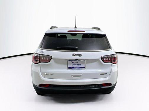 Bright White Clearcoat 2022 Jeep Compass Latitude