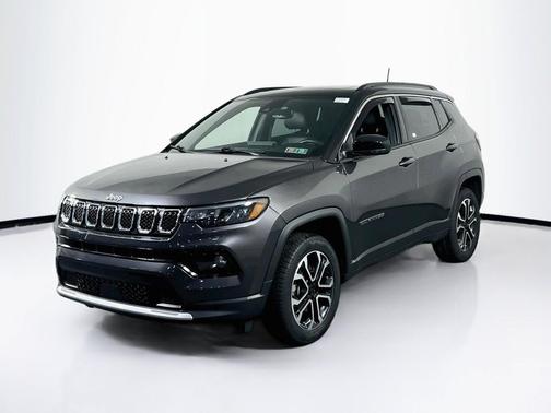 Granite Crystal Metallic Clearcoat 2023 Jeep Compass Limited