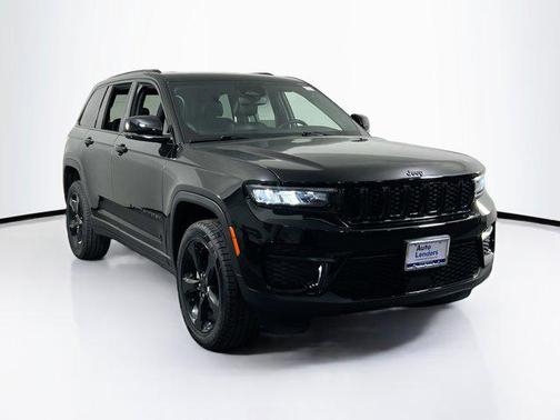 2022 Jeep Grand Cherokee Altitude