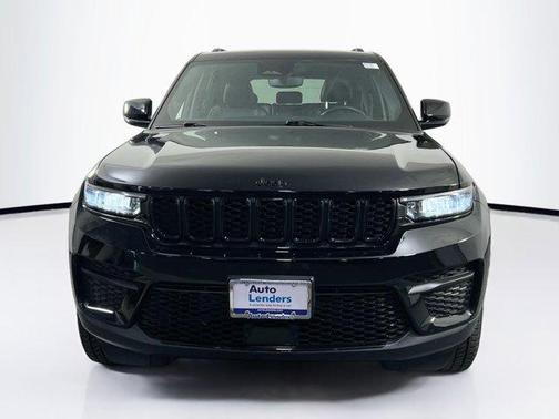 2022 Jeep Grand Cherokee Altitude