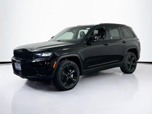 2022 Jeep Grand Cherokee Altitude