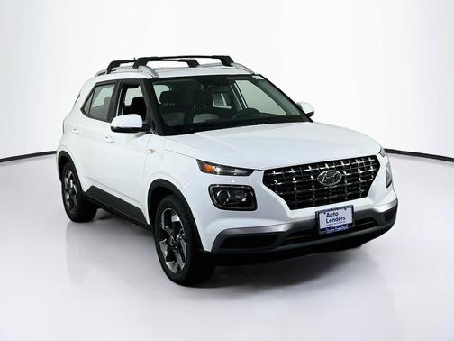 Lunar White 2023 Hyundai VENUE SEL