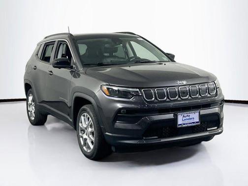 2022 Jeep Compass Latitude Lux