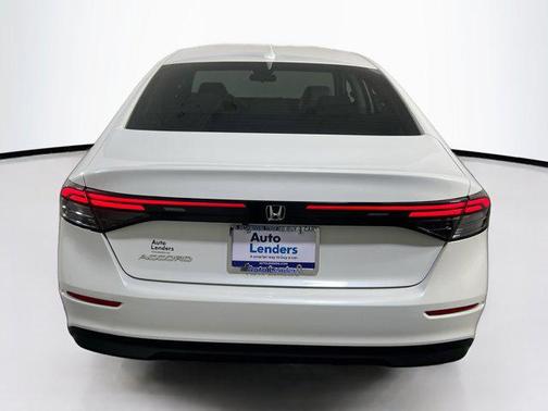 Platinum White Pearl 2023 Honda Accord EX