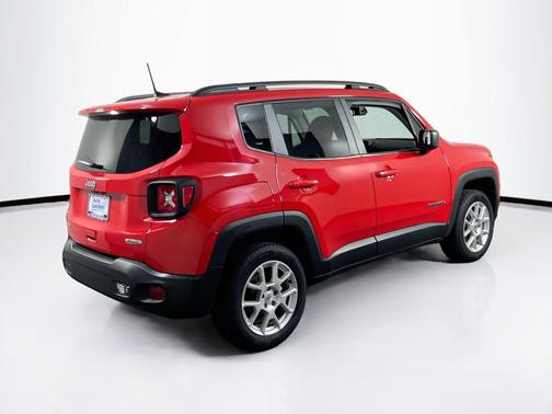 Colorado Red Clearcoat 2022 Jeep Renegade Latitude