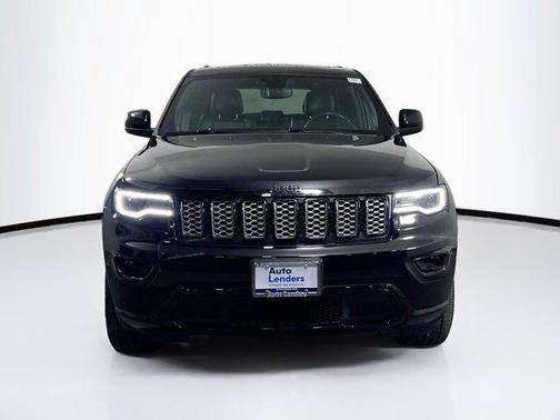 2022 Jeep Grand Cherokee Laredo