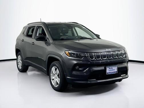 Granite Crystal Metallic Clearcoat 2022 Jeep Compass Latitude