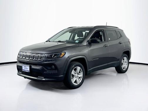 Granite Crystal Metallic Clearcoat 2022 Jeep Compass Latitude
