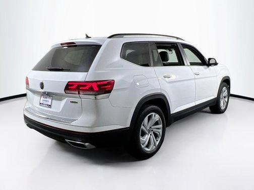 2022 Volkswagen Atlas 2.0T SE w/Technology 4MOTION