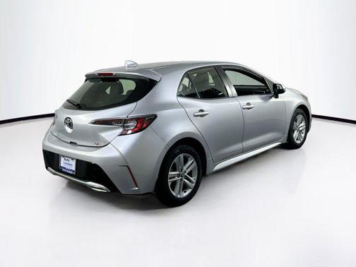 Classic Silver Metallic 2022 Toyota Corolla SE