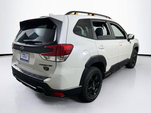 Crystal White Pearl 2023 Subaru Forester Wilderness