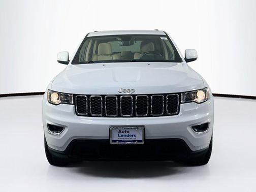 2022 Jeep Grand Cherokee Laredo
