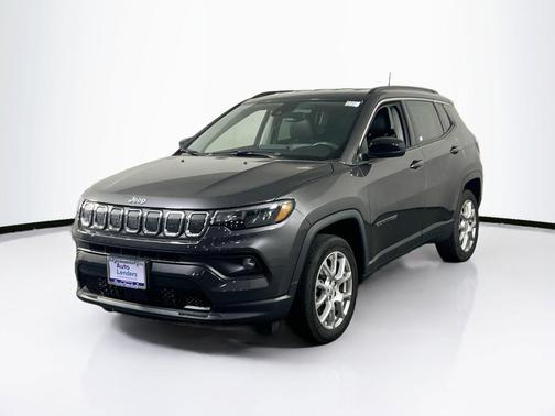 Granite Crystal Metallic Clearcoat 2022 Jeep Compass Latitude Lux