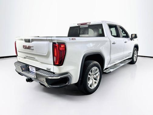 Summit White 2021 GMC Sierra 1500 SLT
