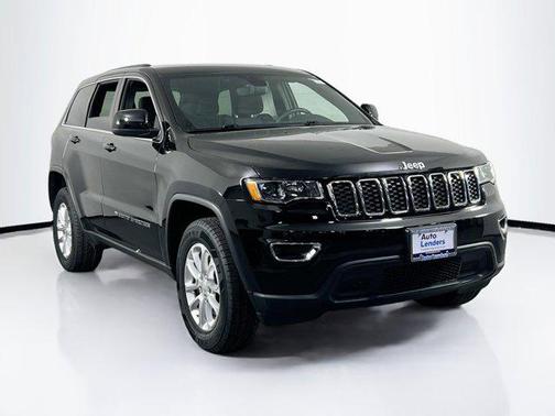 2022 Jeep Grand Cherokee Laredo
