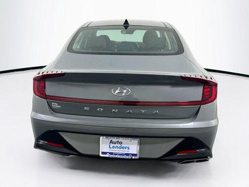 2022 Hyundai SONATA SEL