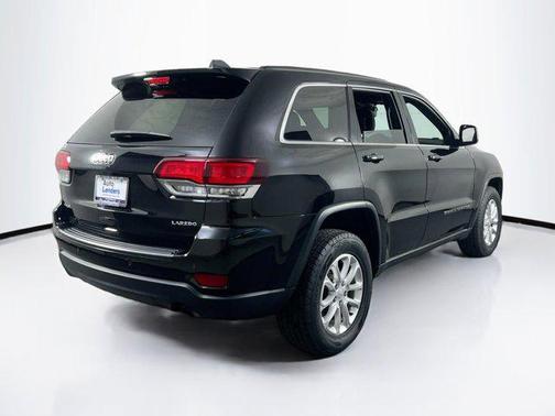 2022 Jeep Grand Cherokee Laredo
