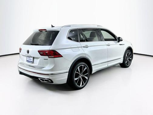 Oryx White Pearl 2022 Volkswagen Tiguan 2.0T SEL R-Line 4MOTION