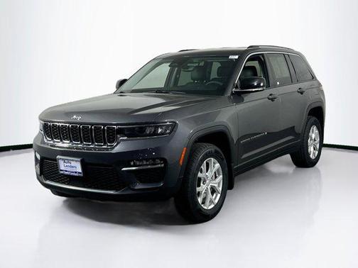 Baltic Gray Metallic Clearcoat 2023 Jeep Grand Cherokee Limited