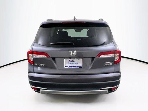 Modern Steel Metallic 2021 Honda Pilot Touring 8-Passenger
