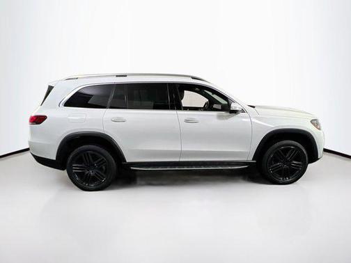 2022 Mercedes-Benz GLS 450 4MATIC