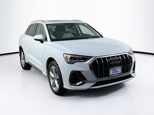 2022 Audi Q3 45 S line Premium Plus