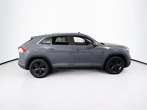 2022 Volkswagen Atlas Cross Sport 3.6L V6 SEL R-Line