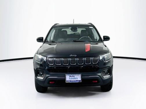 Diamond Black Crystal Pearlcoat 2022 Jeep Compass Trailhawk