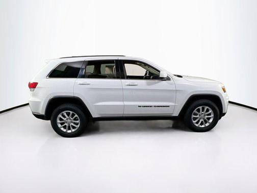 2022 Jeep Grand Cherokee Laredo
