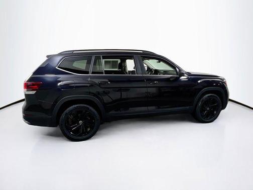 2023 Volkswagen Atlas 3.6L SE w/Technology