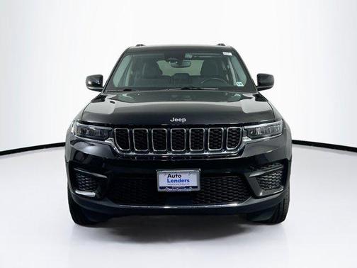 2022 Jeep Grand Cherokee Laredo