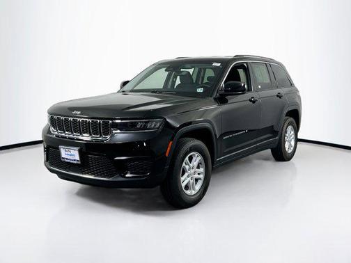 2022 Jeep Grand Cherokee Laredo