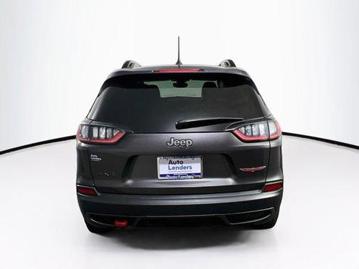 Granite Crystal Metallic Clearcoat 2022 Jeep Cherokee Trailhawk