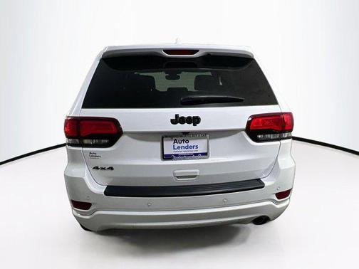 2022 Jeep Grand Cherokee Laredo