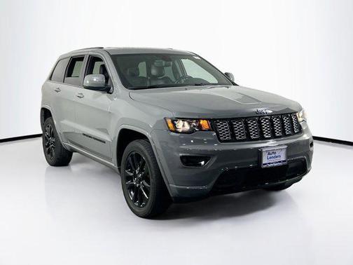 2022 Jeep Grand Cherokee Laredo